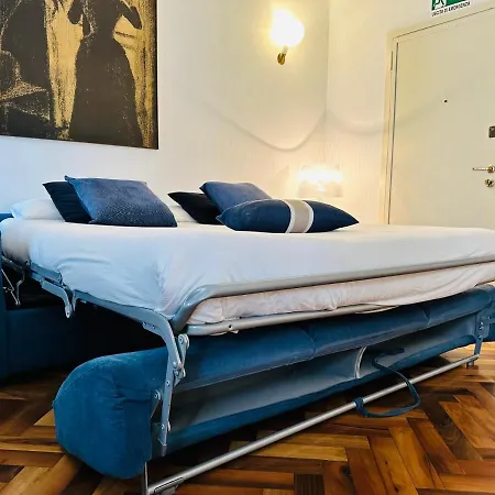 Comecasa Duomo - San Babila Lovely Apartment Milan