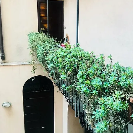 Comecasa Duomo - San Babila Lovely Milan