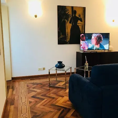 Comecasa Duomo - San Babila Lovely Apartment Milan
